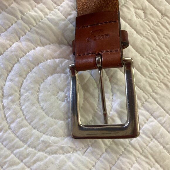 Levi’s Cowhide Leather Brown Belt Men’s Size 34 With Decorative Cutouts & Silver - Picture 8 of 16